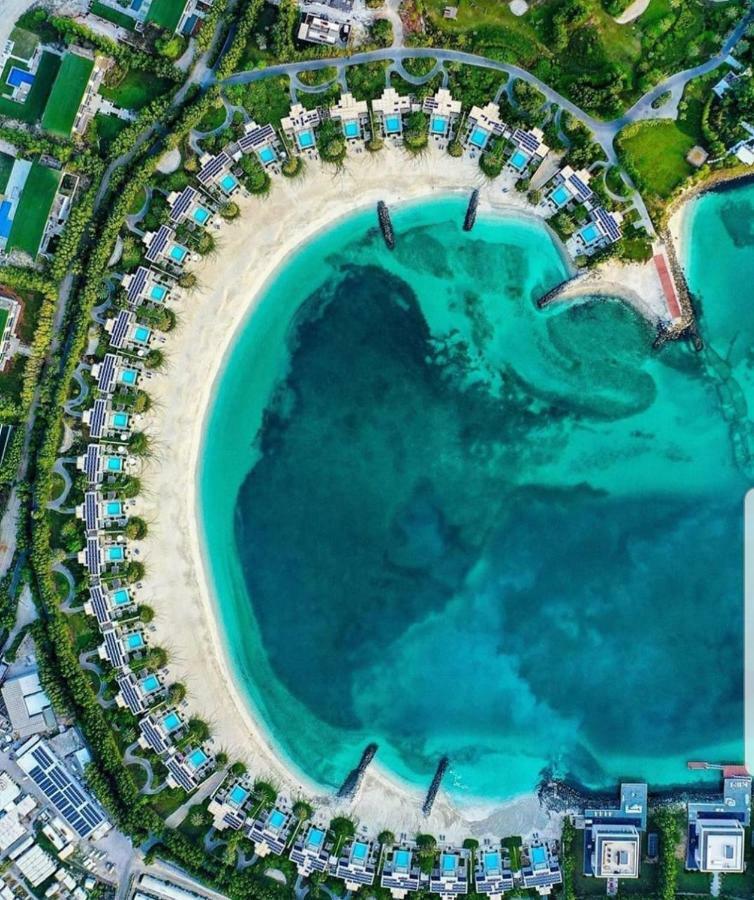 Nurai Island, Saadiyat Hotel Abu Dhabi Exterior photo Aerial view of the resort